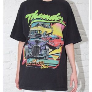 Brandy Melville oversized graphic tee Rita Thunder